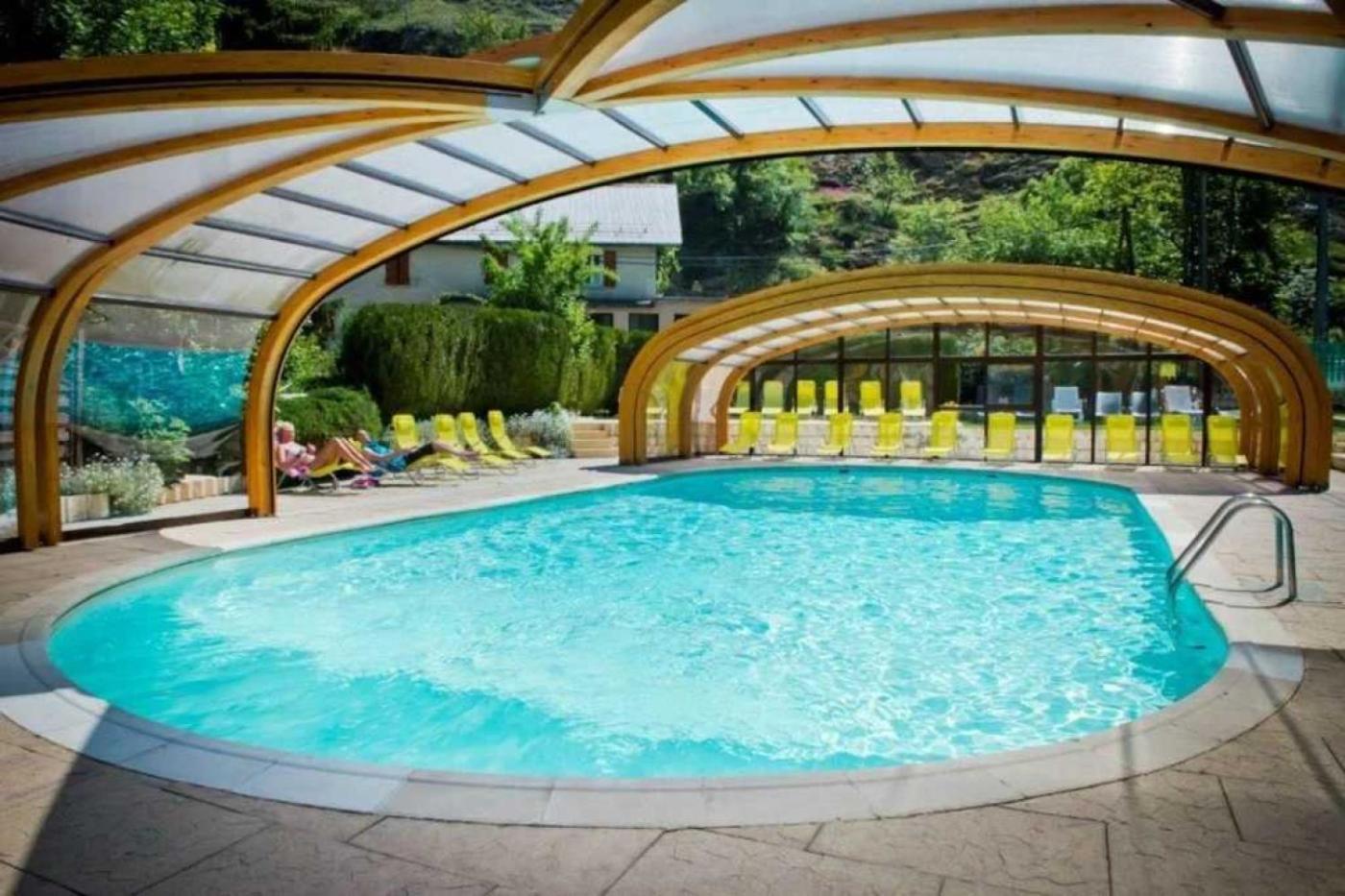 Camping 5 Etoiles - Piscine - Eeceff Le Bourg-dʼOisans Extérieur photo