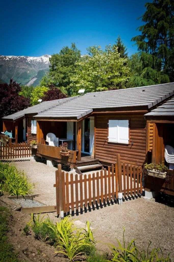 Camping 5 Etoiles - Piscine - Eeceff Le Bourg-dʼOisans Extérieur photo